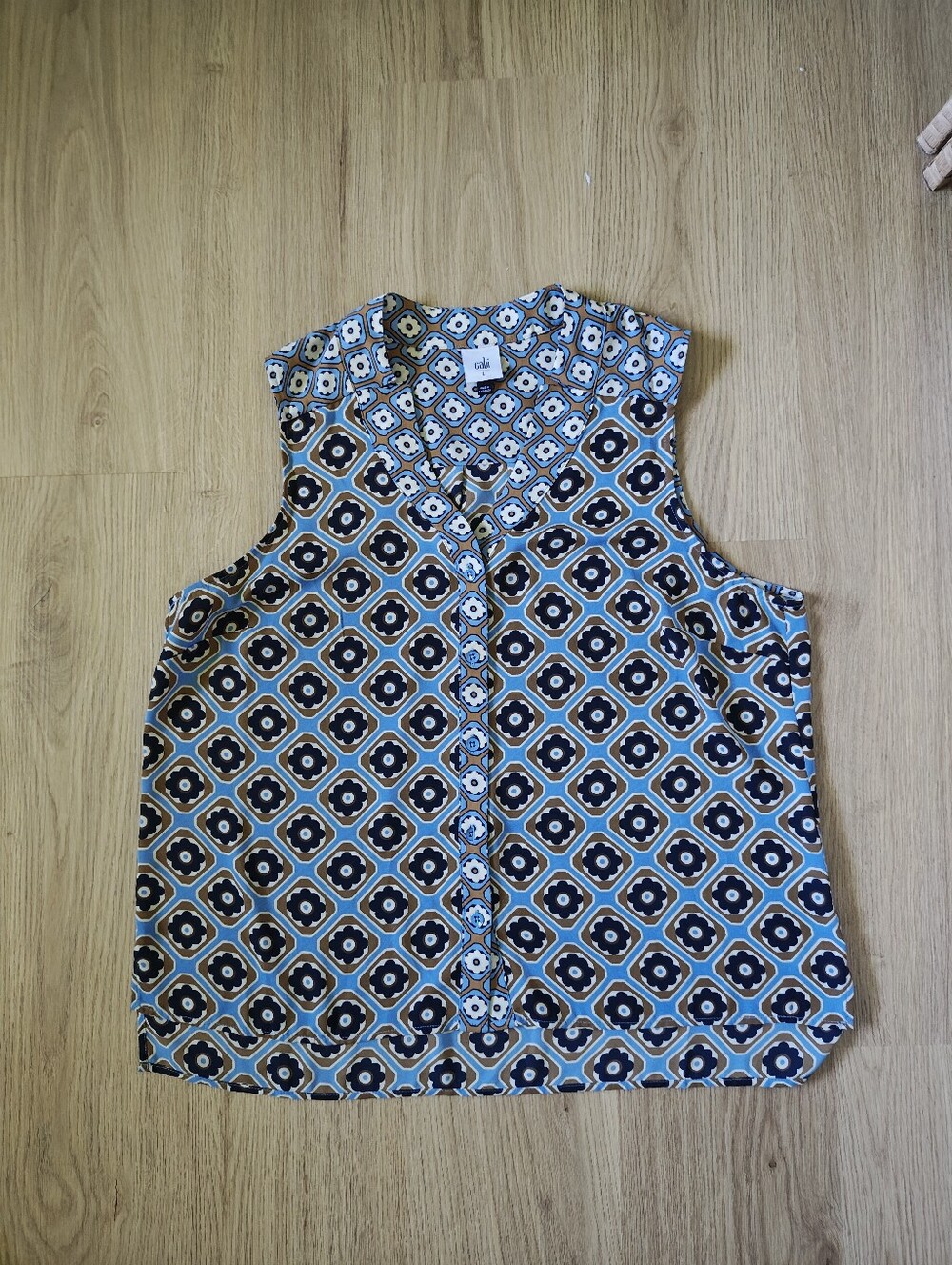 Cabi Blue Brown Geometric Print Sleeveless Blouse